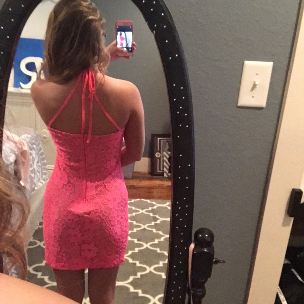 Dress - Picture 4 of 4